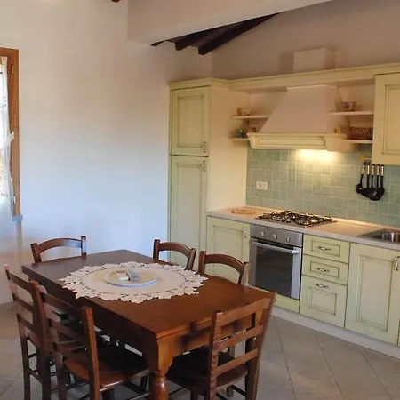 Borgo Patresi Apartment *